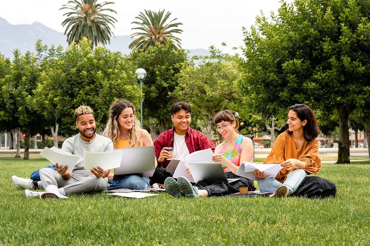 Students collaborating on campus